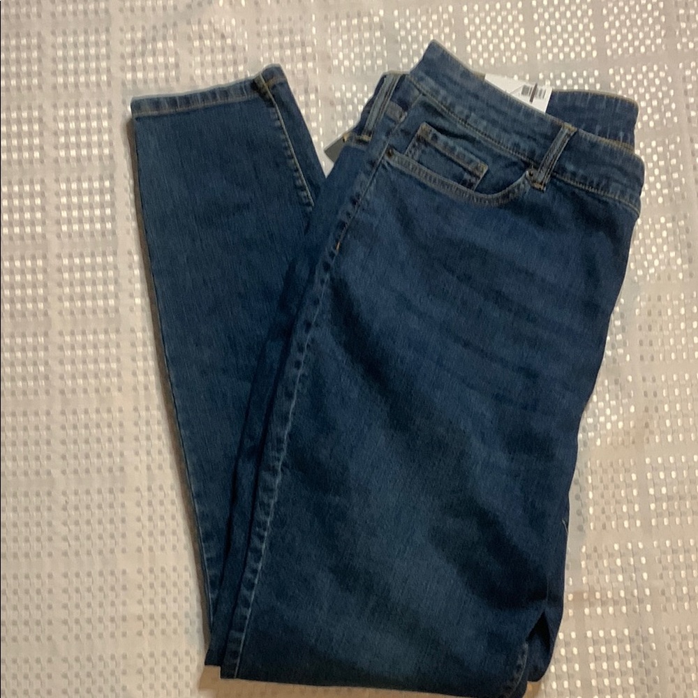 Joe Fresh women’s plus size blue denim jeans, size 18W.